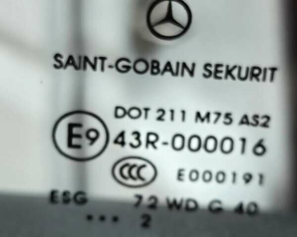 Білий Мерседес Віто, об'ємом двигуна 2.14 л та пробігом 201 тис. км за 18200 $, фото 14 на Automoto.ua