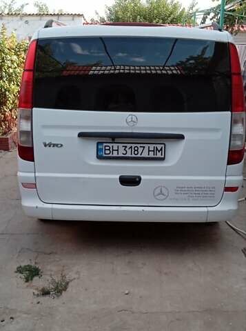 Мерседес Вито 2012 в Одессе на Automoto.ua Белый Мерседес Вито, объемом двигателя 2.14 л и пробегом 220 тыс. км за 12500 $, фото 9 на Automoto.ua