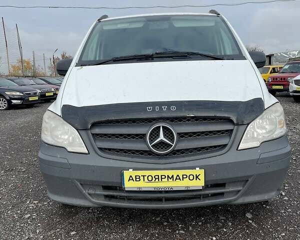 Белый Мерседес Вито, объемом двигателя 2.14 л и пробегом 505 тыс. км за 12490 $, фото 1 на Automoto.ua