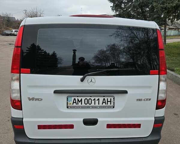 Білий Мерседес Віто, об'ємом двигуна 2.14 л та пробігом 201 тис. км за 18200 $, фото 6 на Automoto.ua
