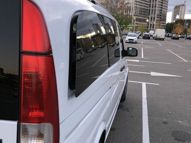 Белый Мерседес Вито, объемом двигателя 2.1 л и пробегом 290 тыс. км за 15200 $, фото 2 на Automoto.ua