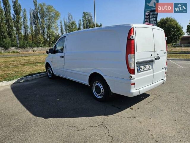 Білий Мерседес Віто, об'ємом двигуна 2.2 л та пробігом 230 тис. км за 9899 $, фото 3 на Automoto.ua