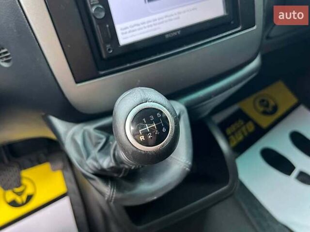 Белый Мерседес Вито, объемом двигателя 2.14 л и пробегом 252 тыс. км за 13900 $, фото 11 на Automoto.ua