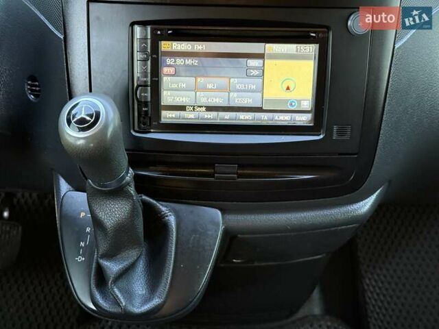 Белый Мерседес Вито, объемом двигателя 2.14 л и пробегом 270 тыс. км за 10799 $, фото 59 на Automoto.ua