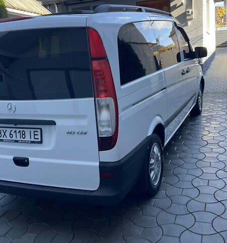 Белый Мерседес Вито, объемом двигателя 2.14 л и пробегом 310 тыс. км за 12500 $, фото 9 на Automoto.ua