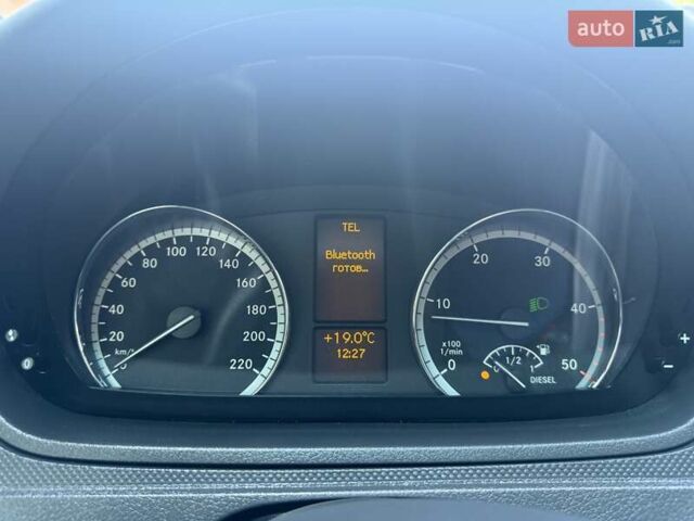 Мерседес Вито 2013 в Виноградове на Automoto.ua Белый Мерседес Вито, объемом двигателя 2.14 л и пробегом 296 тыс. км за 10700 $, фото 49 на Automoto.ua