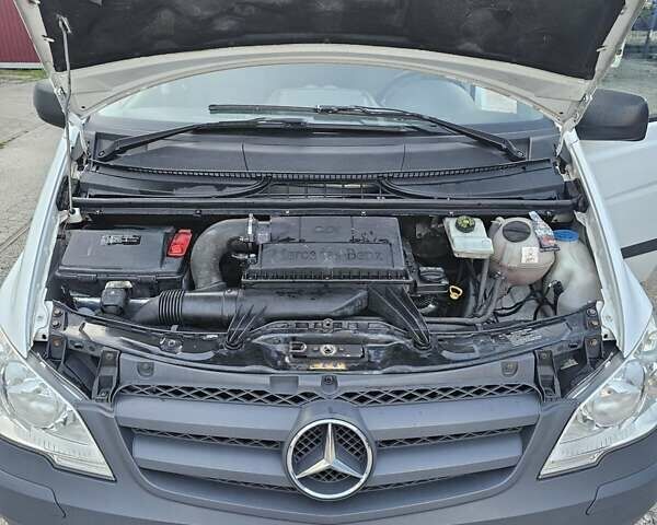 Мерседес Вито 2013 в Сторожинце на Automoto.ua Белый Мерседес Вито, объемом двигателя 2.2 л и пробегом 302 тыс. км за 10200 $, фото 11 на Automoto.ua