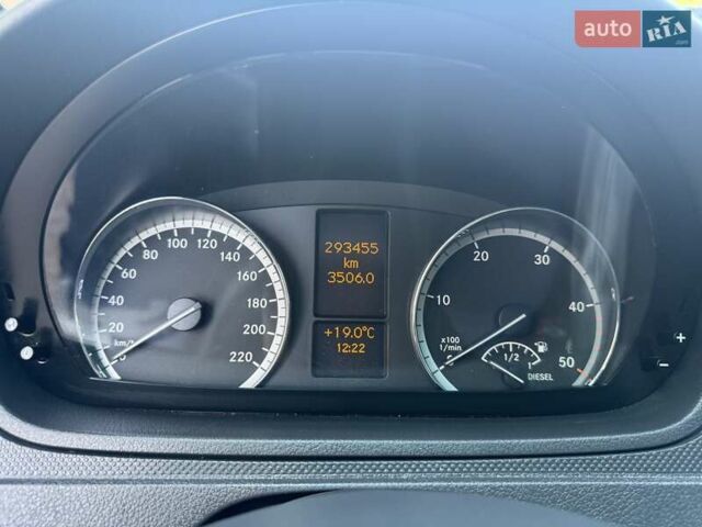 Мерседес Вито 2013 в Виноградове на Automoto.ua Белый Мерседес Вито, объемом двигателя 2.14 л и пробегом 296 тыс. км за 10700 $, фото 30 на Automoto.ua