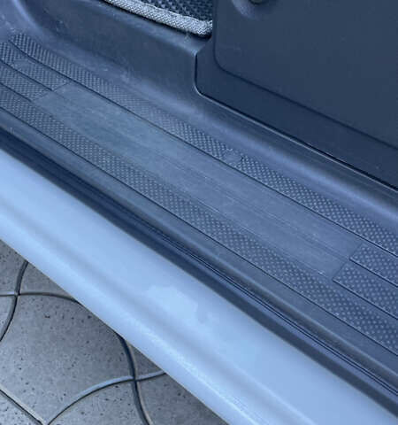 Белый Мерседес Вито, объемом двигателя 2.14 л и пробегом 310 тыс. км за 12500 $, фото 18 на Automoto.ua