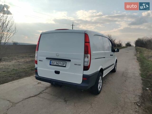 Белый Мерседес Вито, объемом двигателя 2.15 л и пробегом 328 тыс. км за 8500 $, фото 4 на Automoto.ua