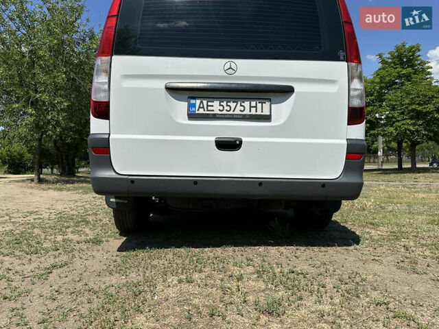 Белый Мерседес Вито, объемом двигателя 2.2 л и пробегом 216 тыс. км за 16800 $, фото 11 на Automoto.ua