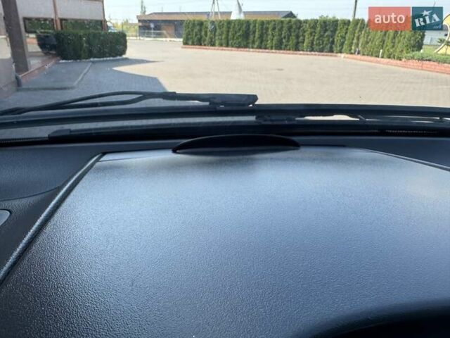 Мерседес Вито 2013 в Виноградове на Automoto.ua Белый Мерседес Вито, объемом двигателя 2.14 л и пробегом 296 тыс. км за 10700 $, фото 36 на Automoto.ua