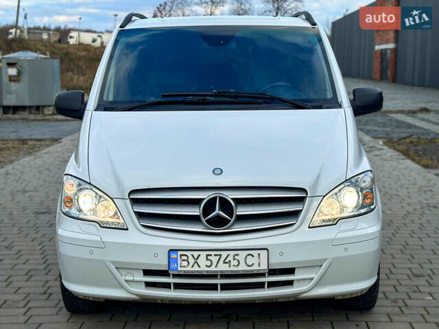 Белый Мерседес Вито, объемом двигателя 2.2 л и пробегом 252 тыс. км за 13999 $, фото 1 на Automoto.ua