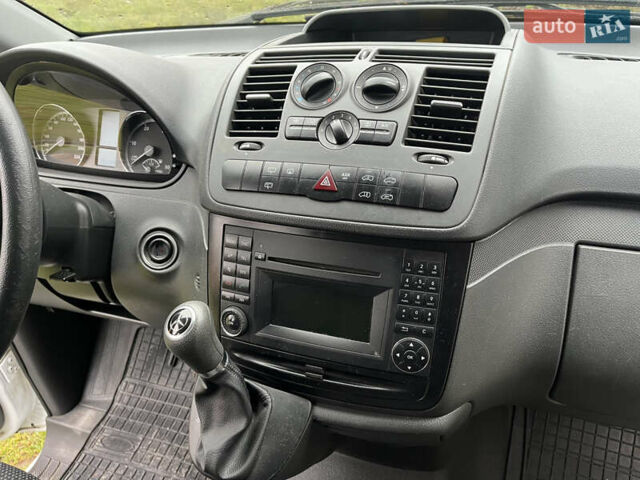 Білий Мерседес Віто, об'ємом двигуна 2.14 л та пробігом 195 тис. км за 14999 $, фото 24 на Automoto.ua