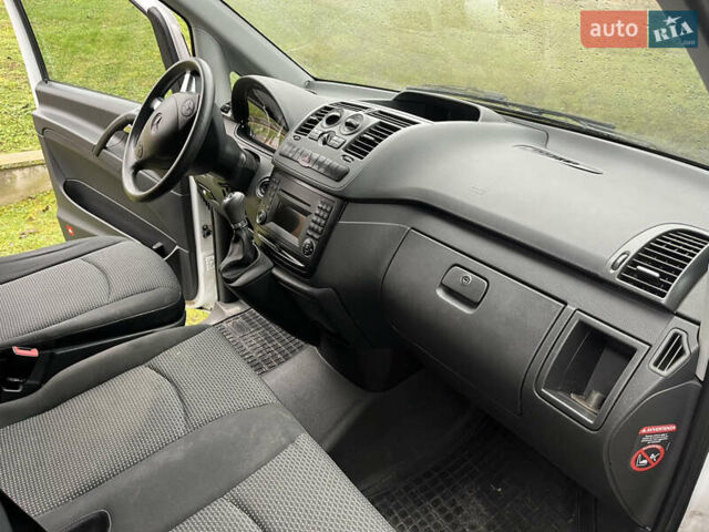 Білий Мерседес Віто, об'ємом двигуна 2.14 л та пробігом 195 тис. км за 14999 $, фото 23 на Automoto.ua