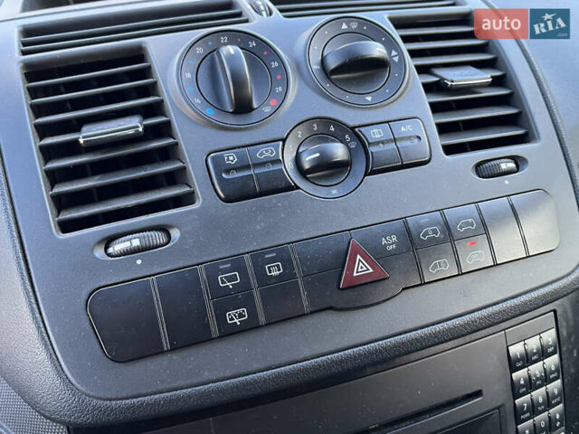 Белый Мерседес Вито, объемом двигателя 2.14 л и пробегом 195 тыс. км за 15999 $, фото 31 на Automoto.ua