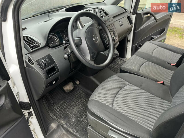 Білий Мерседес Віто, об'ємом двигуна 2.14 л та пробігом 195 тис. км за 14999 $, фото 26 на Automoto.ua