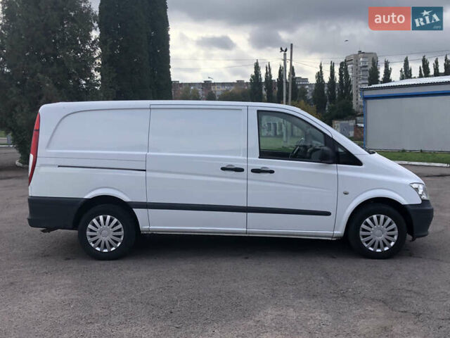 Білий Мерседес Віто, об'ємом двигуна 2.15 л та пробігом 356 тис. км за 12700 $, фото 2 на Automoto.ua