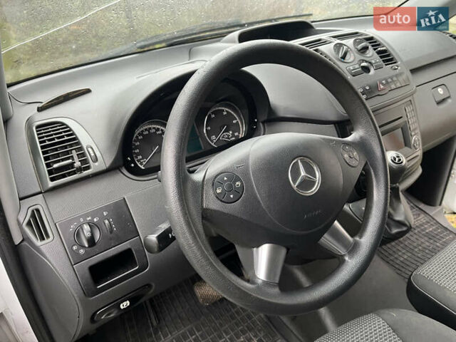 Білий Мерседес Віто, об'ємом двигуна 2.14 л та пробігом 195 тис. км за 14999 $, фото 28 на Automoto.ua
