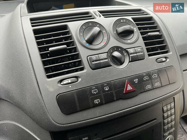 Білий Мерседес Віто, об'ємом двигуна 2.14 л та пробігом 195 тис. км за 14999 $, фото 29 на Automoto.ua