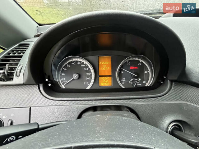 Білий Мерседес Віто, об'ємом двигуна 2.14 л та пробігом 195 тис. км за 14999 $, фото 45 на Automoto.ua