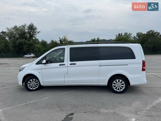 Белый Мерседес Вито, объемом двигателя 2.2 л и пробегом 232 тыс. км за 17800 $, фото 3 на Automoto.ua