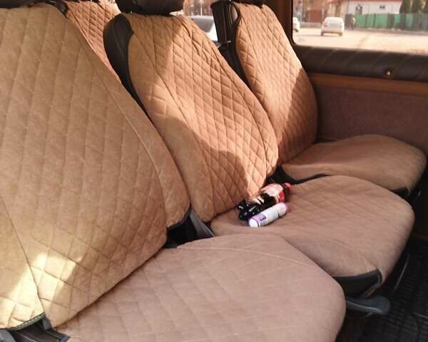 Белый Мерседес Вито, объемом двигателя 2.14 л и пробегом 285 тыс. км за 21500 $, фото 1 на Automoto.ua