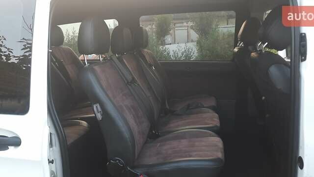 Белый Мерседес Вито, объемом двигателя 2.14 л и пробегом 300 тыс. км за 16500 $, фото 14 на Automoto.ua