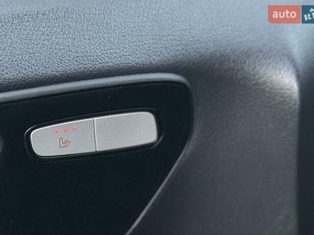 Білий Мерседес Віто, об'ємом двигуна 1.6 л та пробігом 305 тис. км за 13500 $, фото 12 на Automoto.ua