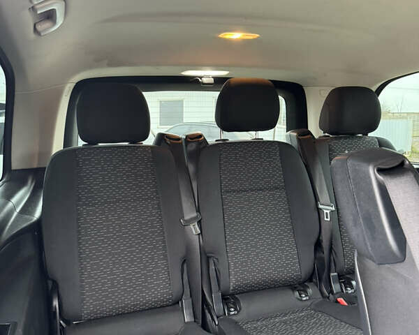 Белый Мерседес Вито, объемом двигателя 2.14 л и пробегом 244 тыс. км за 23000 $, фото 12 на Automoto.ua