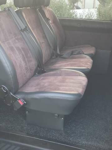 Белый Мерседес Вито, объемом двигателя 2.14 л и пробегом 300 тыс. км за 16500 $, фото 15 на Automoto.ua