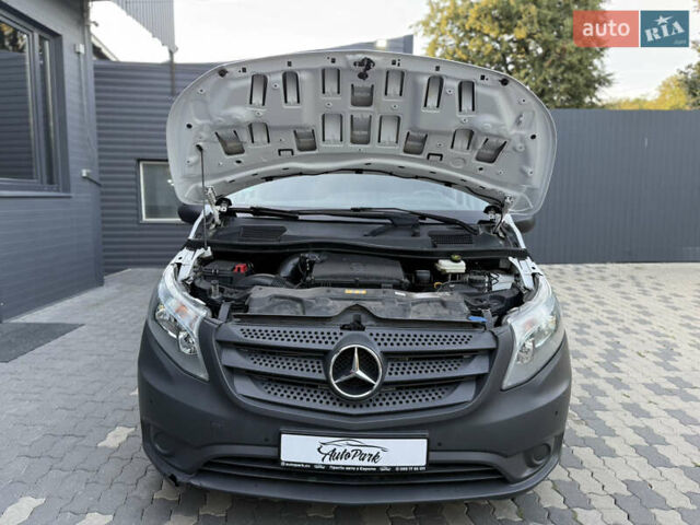 Белый Мерседес Вито, объемом двигателя 2.14 л и пробегом 464 тыс. км за 14990 $, фото 27 на Automoto.ua