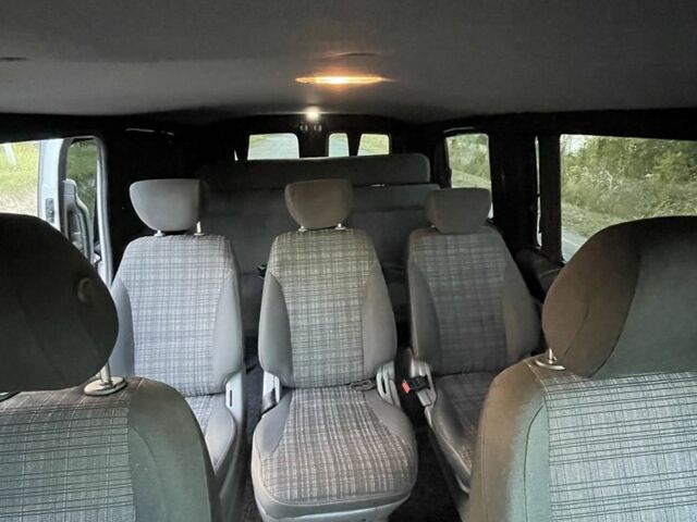 Білий Мерседес Віто, об'ємом двигуна 2.1 л та пробігом 230 тис. км за 18000 $, фото 2 на Automoto.ua