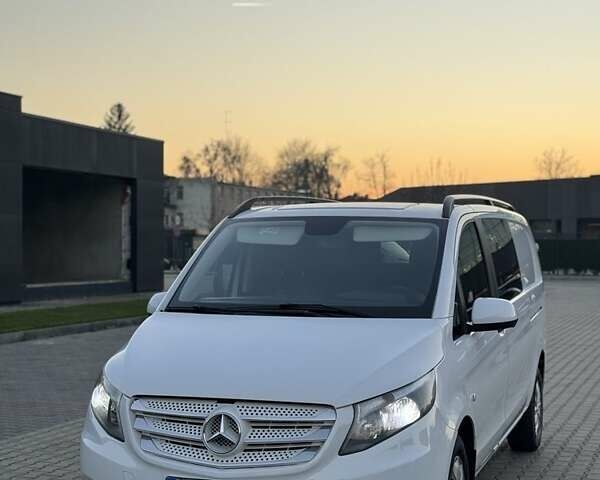 Білий Мерседес Віто, об'ємом двигуна 1.6 л та пробігом 305 тис. км за 13500 $, фото 6 на Automoto.ua