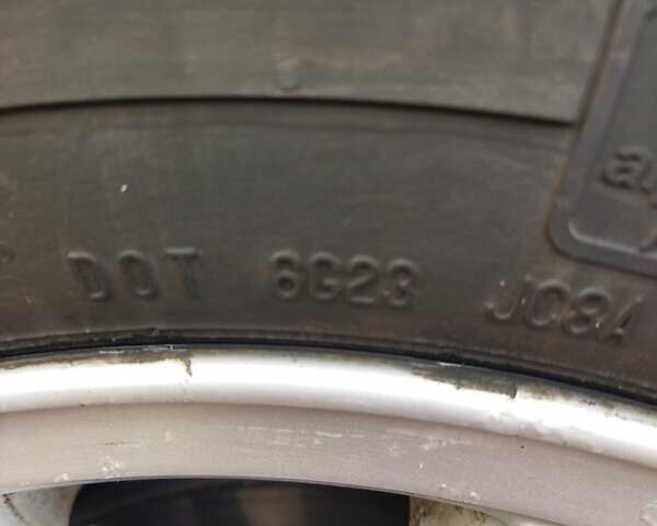 Белый Мерседес Вито, объемом двигателя 2.14 л и пробегом 285 тыс. км за 21500 $, фото 19 на Automoto.ua