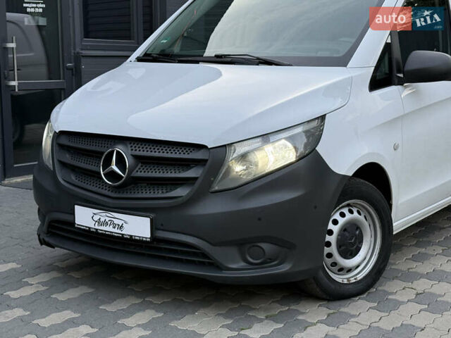 Белый Мерседес Вито, объемом двигателя 2.14 л и пробегом 464 тыс. км за 14990 $, фото 10 на Automoto.ua