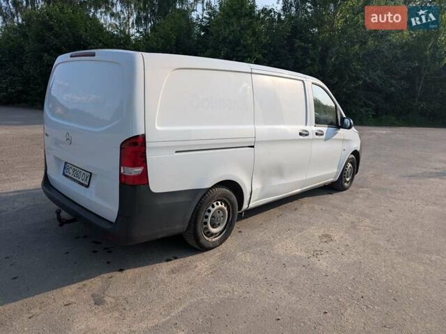 Білий Мерседес Віто, об'ємом двигуна 1.6 л та пробігом 184 тис. км за 11000 $, фото 3 на Automoto.ua