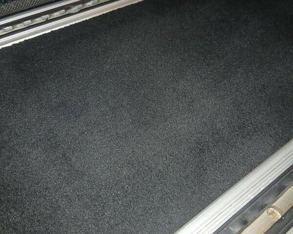 Белый Мерседес Вито, объемом двигателя 2.14 л и пробегом 378 тыс. км за 18500 $, фото 20 на Automoto.ua