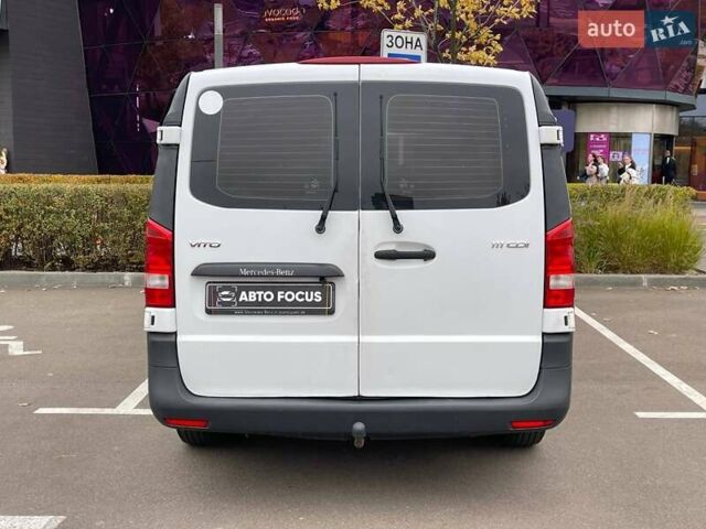 Белый Мерседес Вито, объемом двигателя 1.6 л и пробегом 244 тыс. км за 14490 $, фото 5 на Automoto.ua
