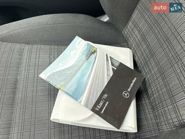 Белый Мерседес Вито, объемом двигателя 1.6 л и пробегом 117 тыс. км за 23500 $, фото 23 на Automoto.ua