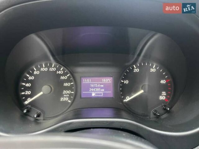 Белый Мерседес Вито, объемом двигателя 1.6 л и пробегом 244 тыс. км за 14490 $, фото 14 на Automoto.ua