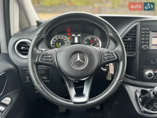 Белый Мерседес Вито, объемом двигателя 1.6 л и пробегом 117 тыс. км за 23500 $, фото 26 на Automoto.ua