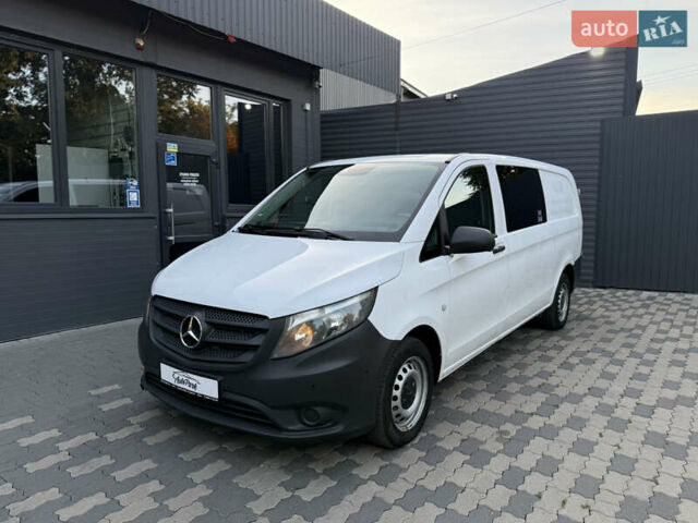 Белый Мерседес Вито, объемом двигателя 2.14 л и пробегом 464 тыс. км за 14990 $, фото 1 на Automoto.ua