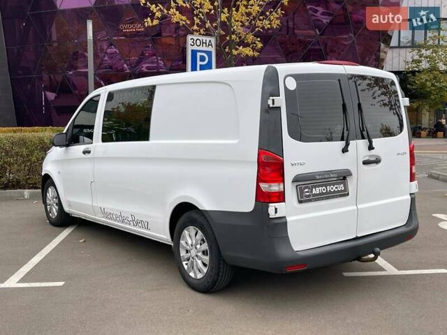 Белый Мерседес Вито, объемом двигателя 1.6 л и пробегом 244 тыс. км за 14490 $, фото 4 на Automoto.ua
