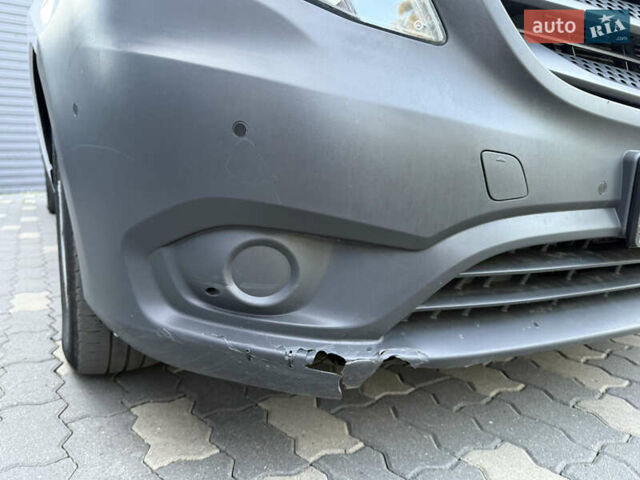 Белый Мерседес Вито, объемом двигателя 2.14 л и пробегом 464 тыс. км за 14990 $, фото 26 на Automoto.ua