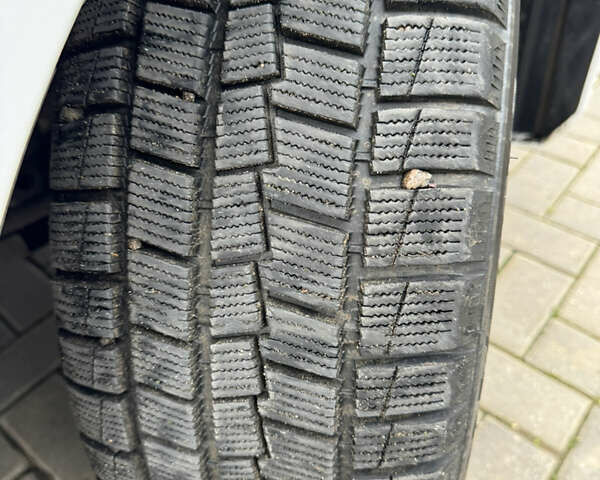 Белый Мерседес Вито, объемом двигателя 2.14 л и пробегом 244 тыс. км за 23000 $, фото 10 на Automoto.ua