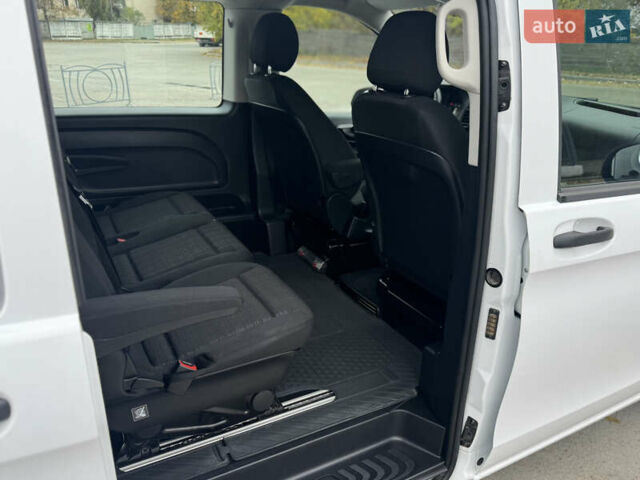 Белый Мерседес Вито, объемом двигателя 1.6 л и пробегом 117 тыс. км за 23500 $, фото 27 на Automoto.ua