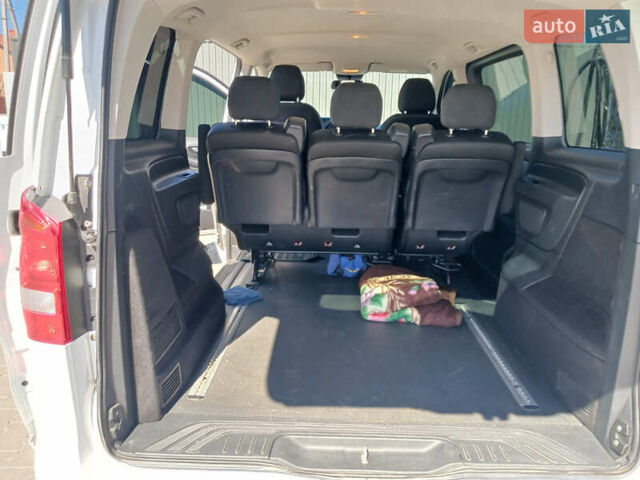 Белый Мерседес Вито, объемом двигателя 2.14 л и пробегом 172 тыс. км за 22500 $, фото 14 на Automoto.ua