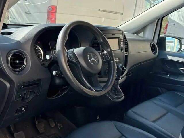 Белый Мерседес Вито, объемом двигателя 1.6 л и пробегом 83 тыс. км за 14700 $, фото 7 на Automoto.ua