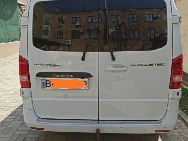 Білий Мерседес Віто, об'ємом двигуна 2.2 л та пробігом 227 тис. км за 26999 $, фото 5 на Automoto.ua